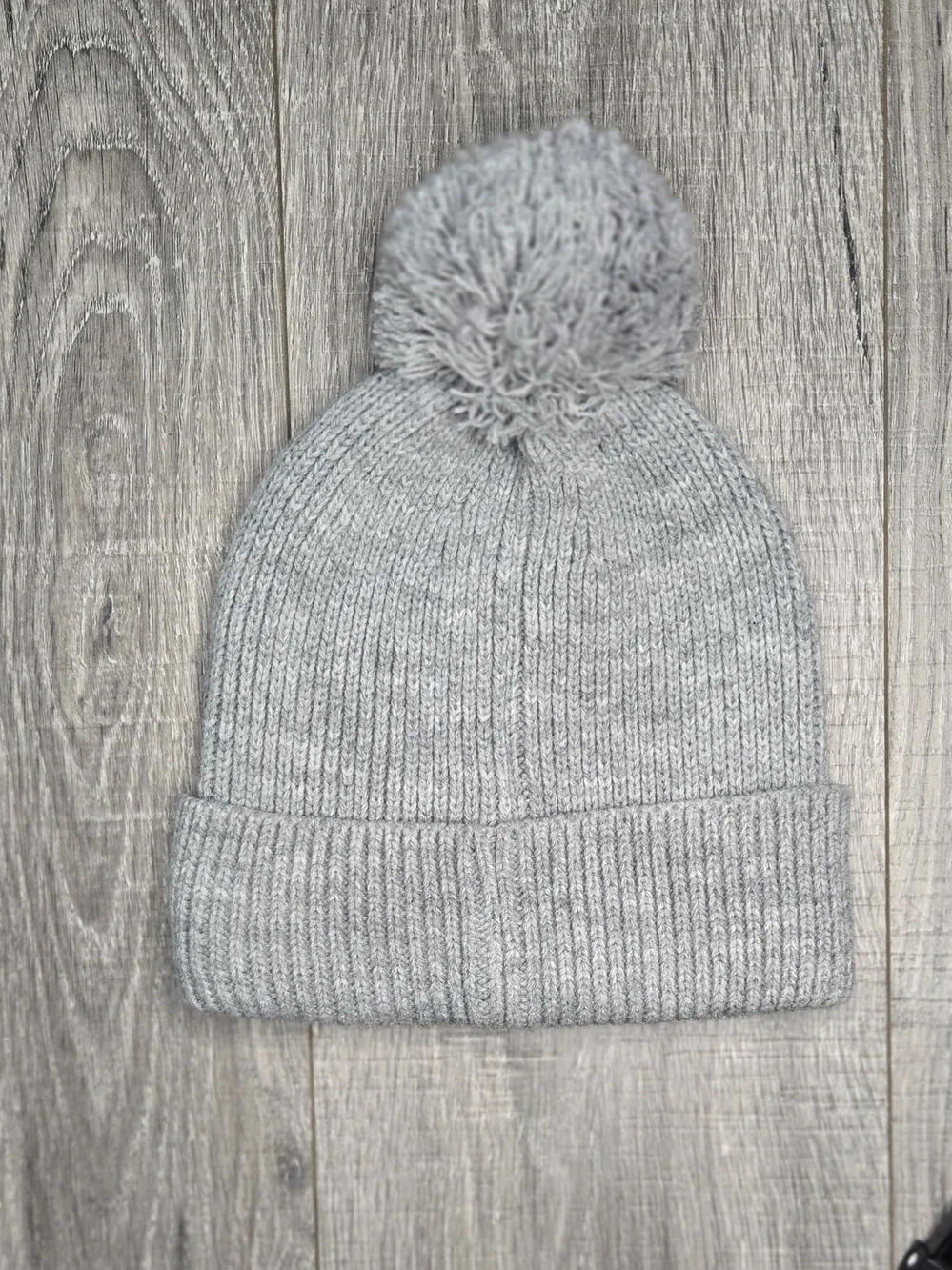 GAP Kids Star Wars Darth Vader Gray Pom Knit Beanie OneSize Fits All.